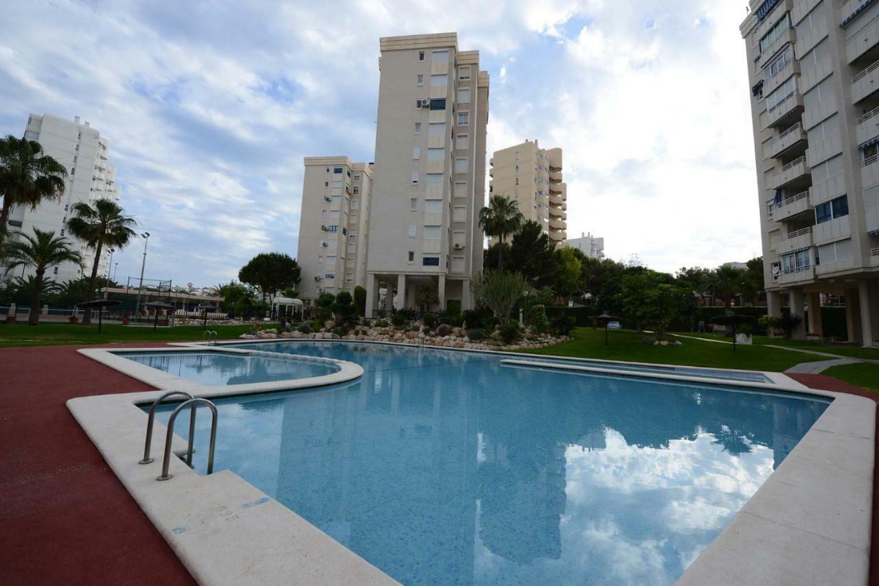 Apartamento Azalea Playa Apartment Аликанте Екстериор снимка